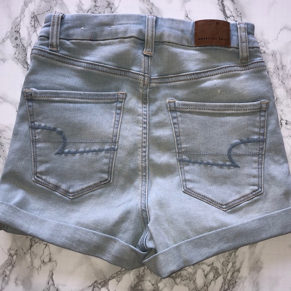 AE Curvy Hi-Rise Shortie - Picture 2 of 3